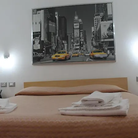 Sol Levante Aparthotel 2*